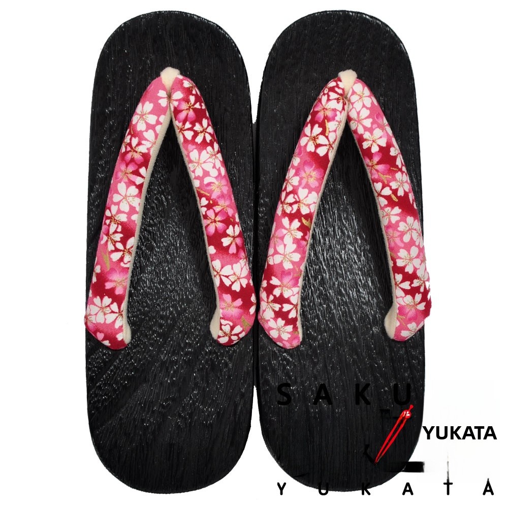 Sakura Yukata Ahşap Sandaletle - Bathrobe incelemesi ve fiyatı